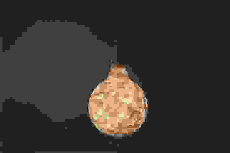 Tau bulb on homify SchlafzimmerBeleuchtung