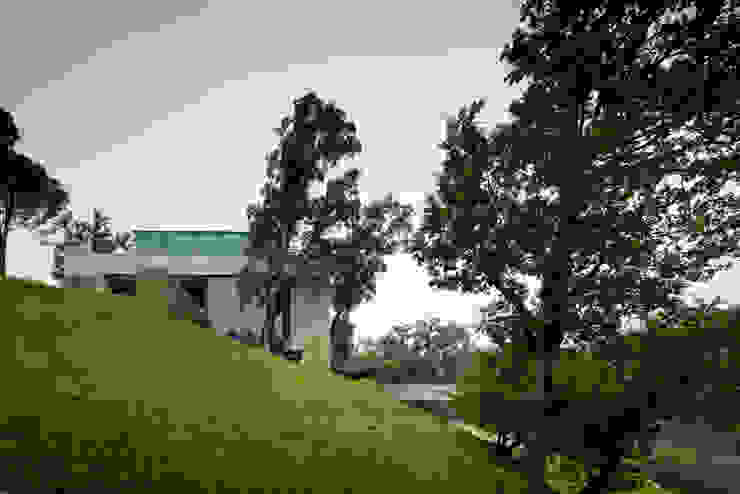 Duas casas em Monção Casas modernas por JPL Arquitecto Moderno