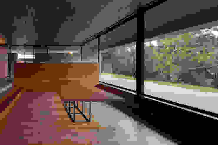 Duas casas em Monção Salas de jantar modernas por JPL Arquitecto Moderno