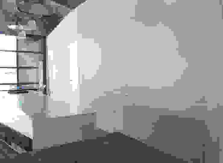 Margarete (Architetti Anselmi S. e Crucianelli E.) Industrial style houses