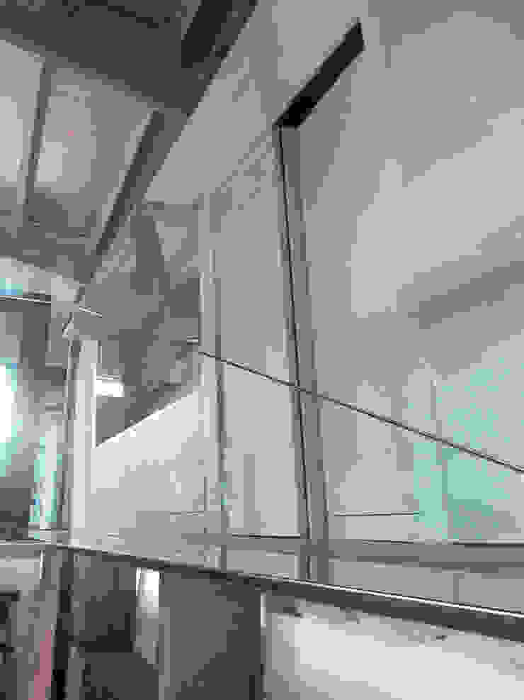 Margarete (Architetti Anselmi S. e Crucianelli E.) Industrial style houses