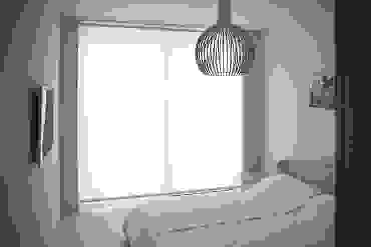 Casa BT.BM, Angeli - Brucoli Architetti Angeli - Brucoli Architetti Moderne Schlafzimmer