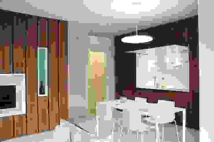 Casa BT.BM, Angeli - Brucoli Architetti Angeli - Brucoli Architetti Moderne Esszimmer