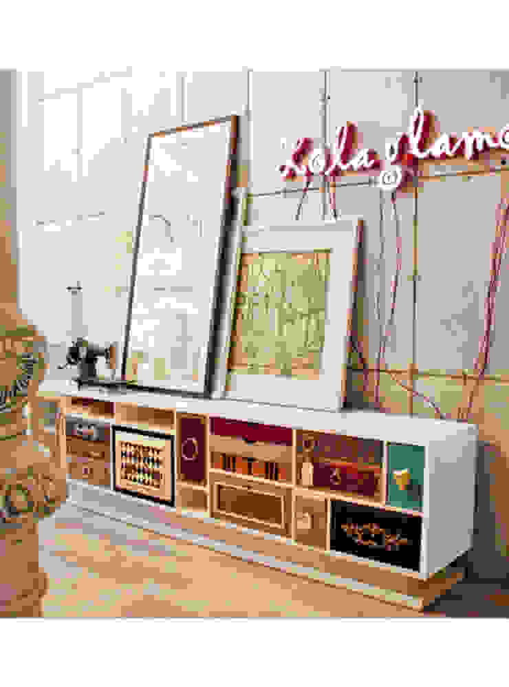 Mueble de televisión Punk Lola Glamour LivingsAparadores y vitrinas