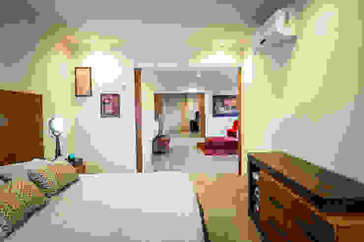 IPE HOUSE P+0 Arquitectura Dormitorios de estilo moderno