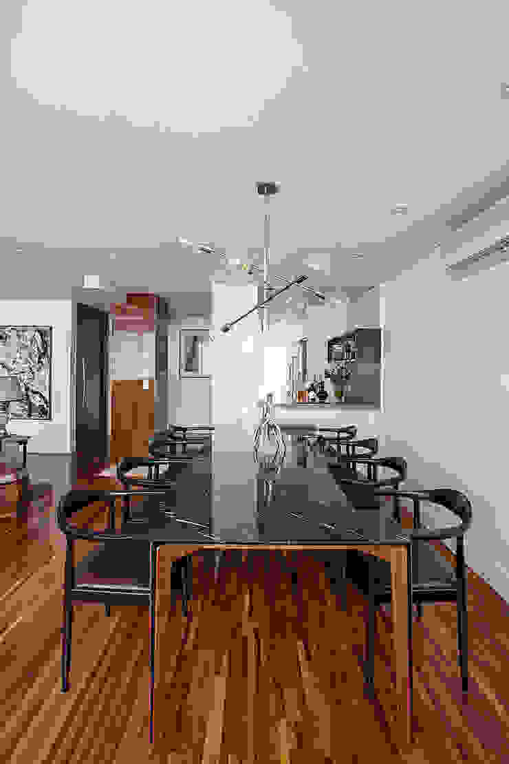 BJG Decorações de Interiores Ltda Classic style dining room