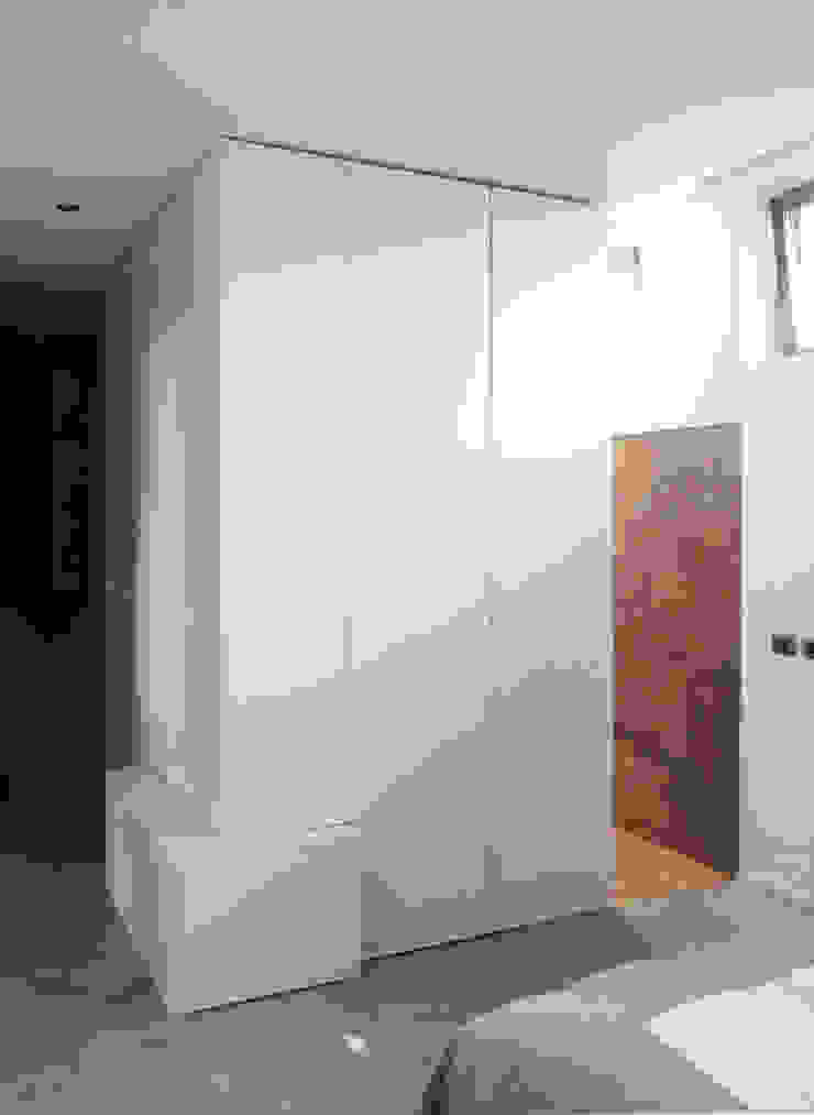 Margarete (Architetti Anselmi S. e Crucianelli E.) Industrial style houses