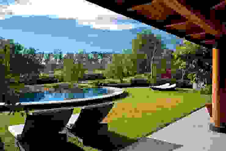 Taller Luis Esquinca بلكونة أو شرفة