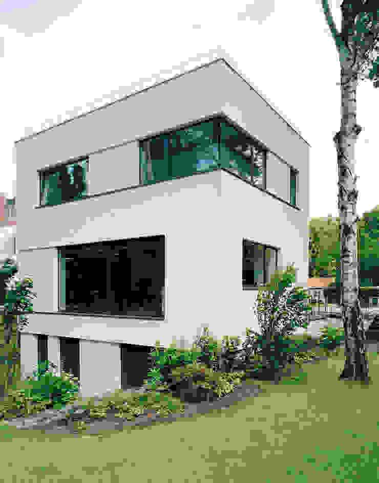 Villa in Berlin - Dahlem IOX Architekten GmbH Moderne Häuser