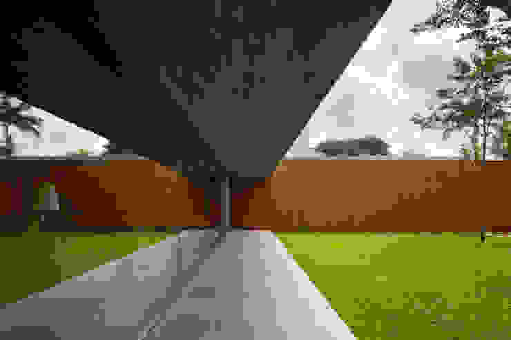 Casas modernas por Studio MK27 Moderno