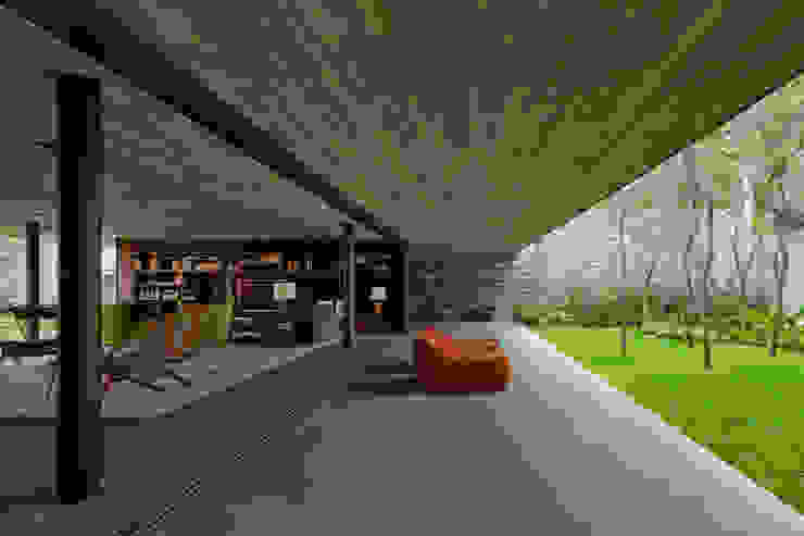 Casas modernas por Studio MK27 Moderno