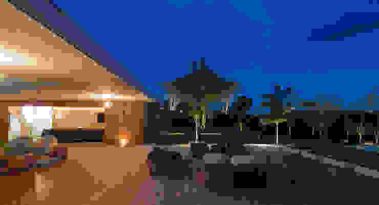 Studio MK27 Modern balcony, veranda & terrace