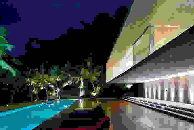 Studio MK27 Modern houses