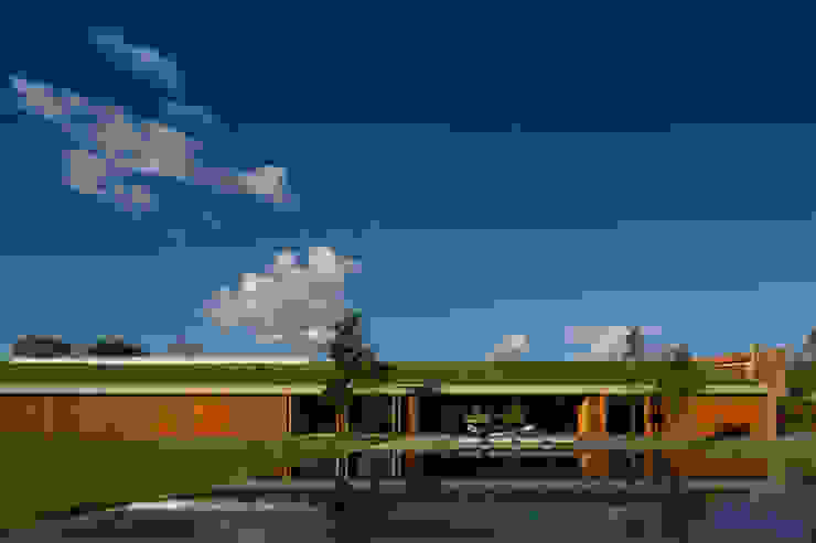 Studio MK27 Modern houses