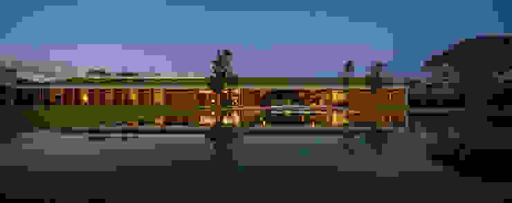 Studio MK27 Modern houses