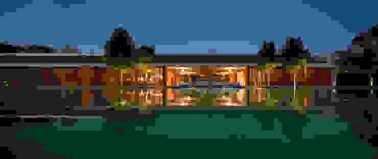 Studio MK27 Modern houses