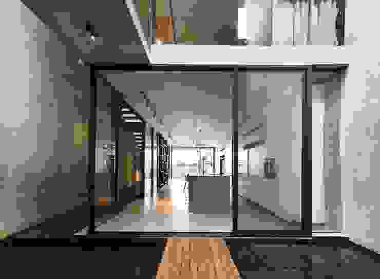 HYLA Architects Cocinas de estilo moderno