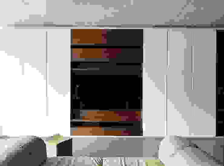 HYLA Architects Salas de estilo moderno