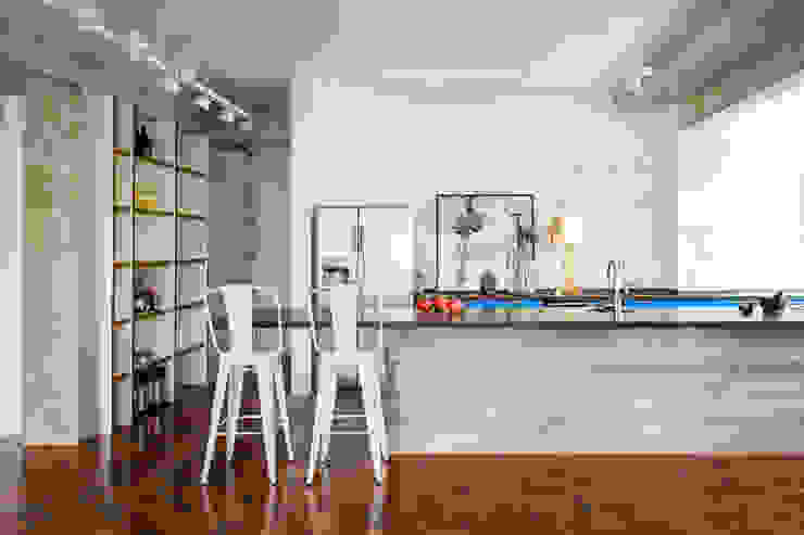 Mauricio Arruda Design Eclectic style kitchen