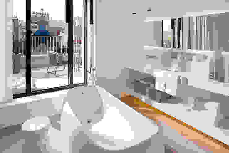 Casas de banho modernas por TONO BAGNO | Pasión por tu baño Moderno