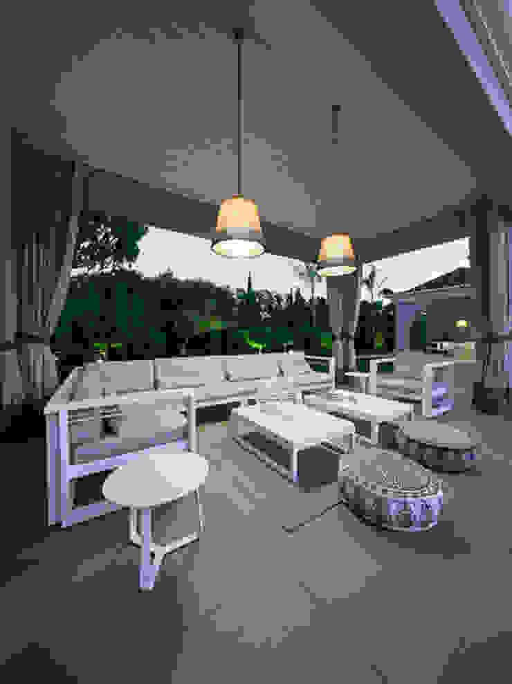 Project in Quinta do Lago por Reflexões Contemporary Design