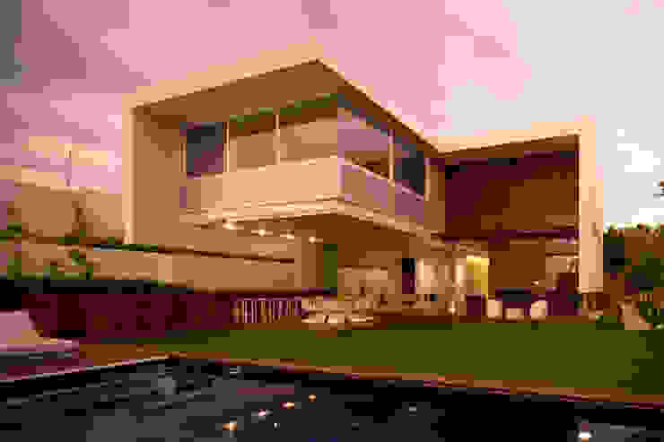 Hernandez Silva Arquitectos Modern Garden