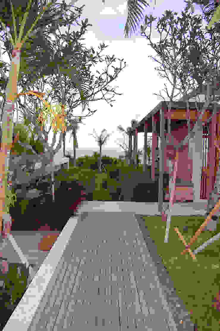 Villa Tantangan Oleh Word of mouth WOM Tropis