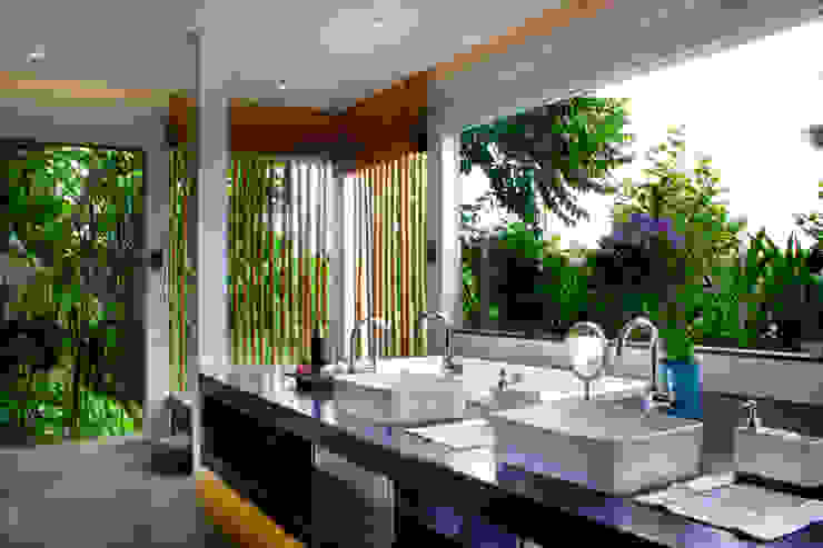 Villa Tantangan Oleh Word of mouth WOM Tropis