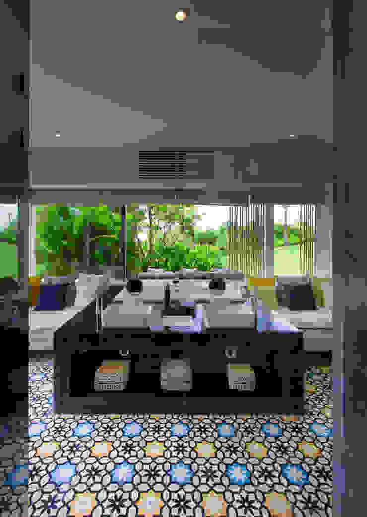 Villa Tantangan Oleh Word of mouth WOM Tropis