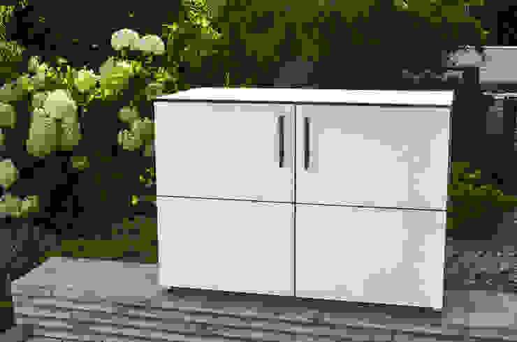 Win Gartenschrank Wetterfest Von Design Garten Alfred Hart Design Gartenhaus Und Balkonschraenke Aus Augsburg Homify