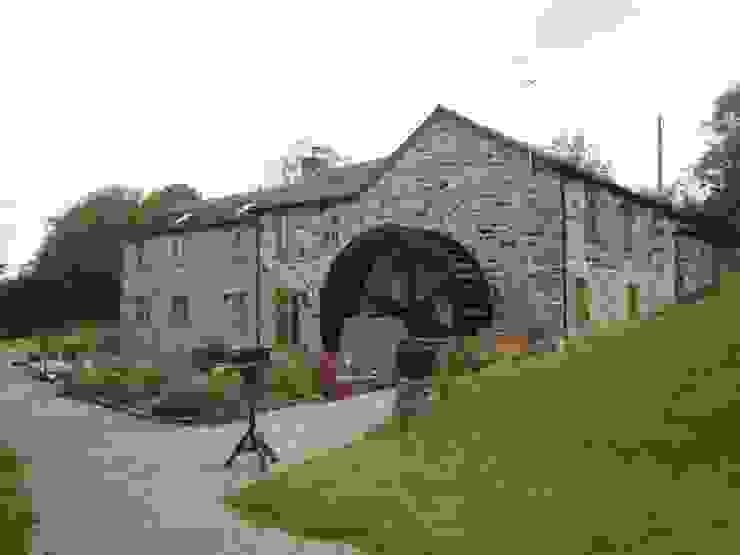 Melin Esgob, Llannerch-y-Medd, North Wales , Capra Architects Capra Architects Rustikale Häuser