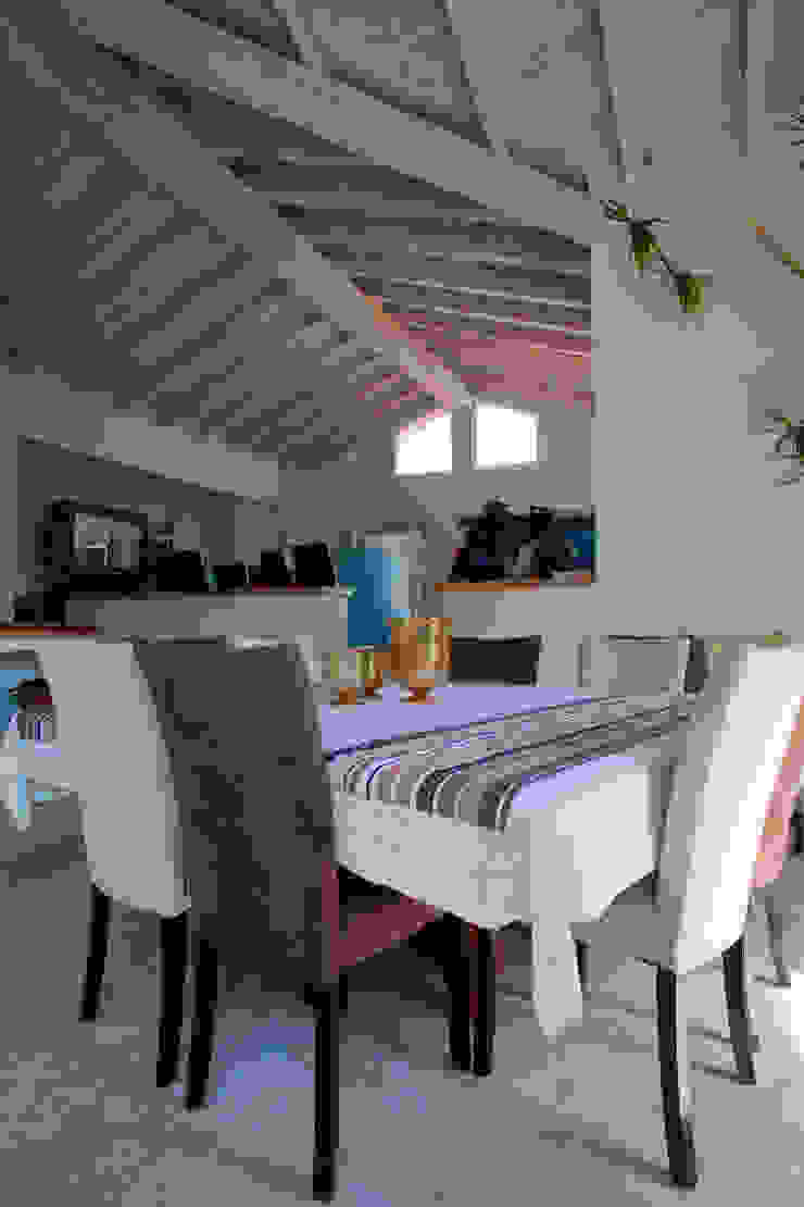 Erika Winters® Design Eclectic style dining room