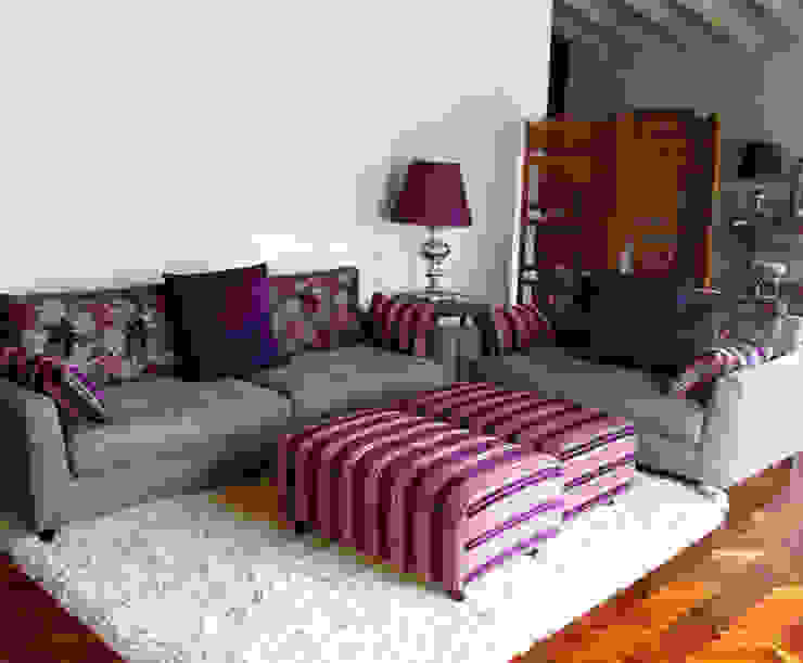 Contadero Decor, Mexico City 2011, Erika Winters® Design Erika Winters® Design Eclectic style living room