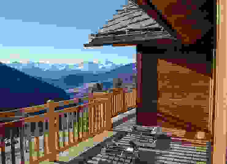 chalet in Chamois, Aosta Valley, Alps enrico girardi architetto Rustic style house