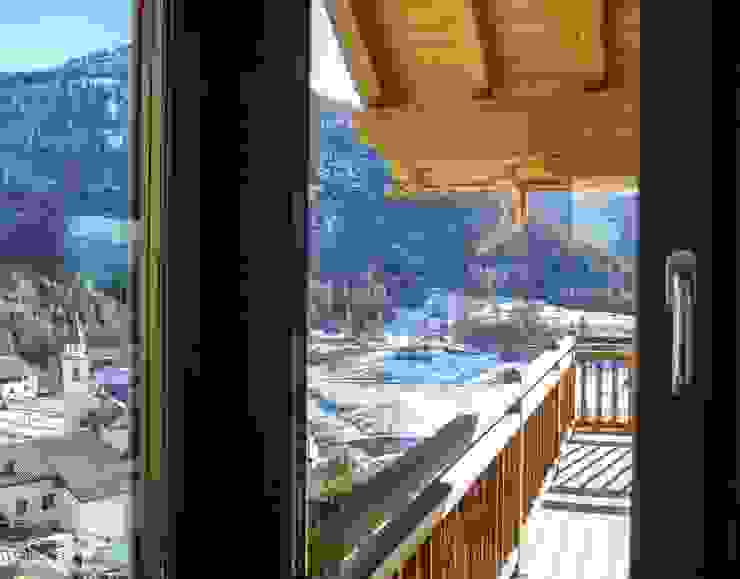 chalet in Chamois, Aosta Valley, Alps enrico girardi architetto Rustic style house