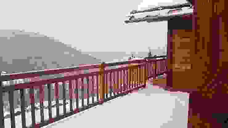 chalet in Chamois, Aosta Valley, Alps enrico girardi architetto Rustic style house