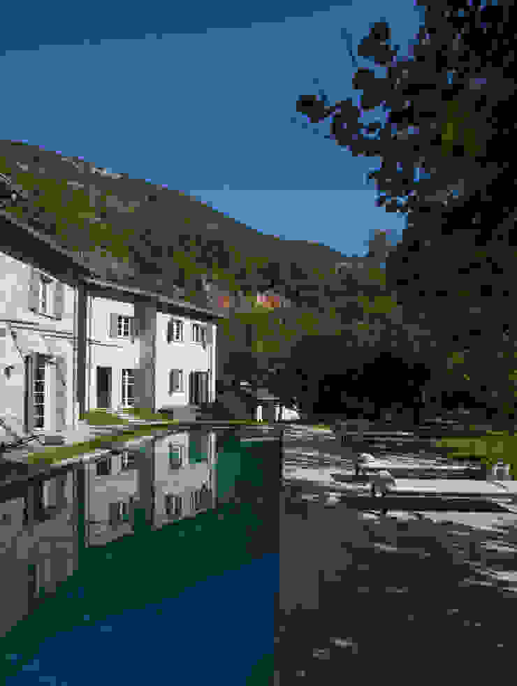 Rustico di Seravezza (Forte dei Marmi) Architetto Silvia Giacobazzi Case in stile rustico