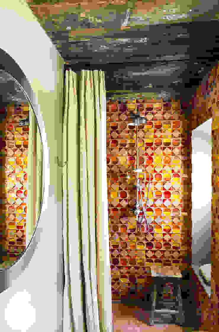 Une Villa Qui a des Inspirations Italienne: Toscane, dmesure dmesure Salle de bain méditerranéenne