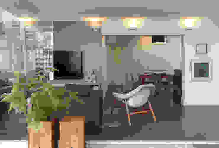 Lore Arquitetura Tropische Wohnzimmer
