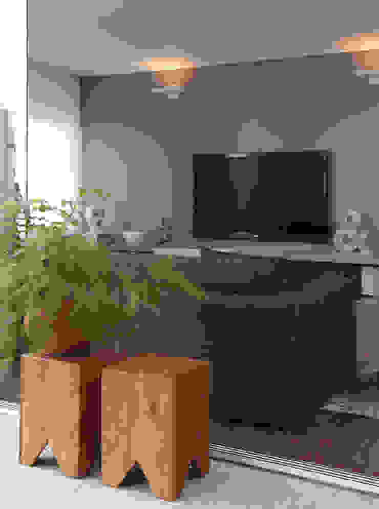 Lore Arquitetura Tropische Wohnzimmer