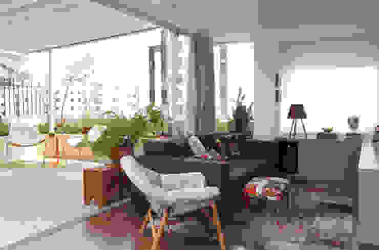 Lore Arquitetura Tropische Wohnzimmer