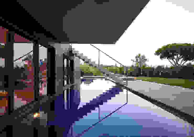 Golfe Leste – Lote n.º 15 – Quinta do Lago Casas por JSH Algarve – Arquitectura