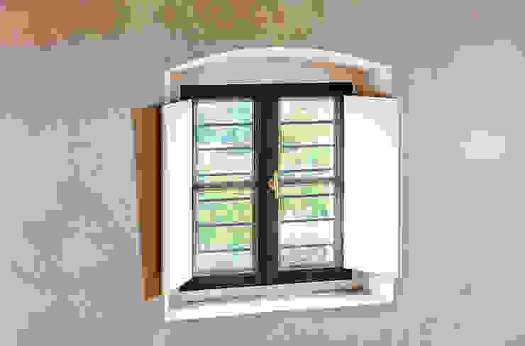 Prati Palai, Studio Athesis Studio Athesis Minimalistische Fenster & Türen