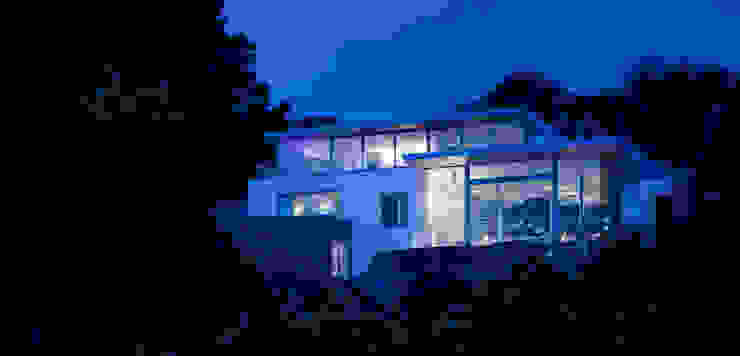 Etoile du Nord JAMIE FALLA Modern houses