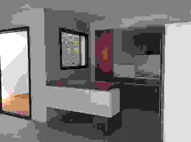 Conception Et Amenagement D Une Cuisine En Bois Laque Et Corian Homify