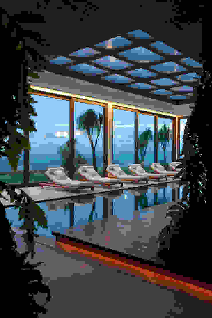 por Eduarda Corrêa Arquitetura & Interiores