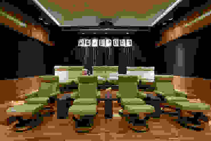 por Eduarda Corrêa Arquitetura & Interiores