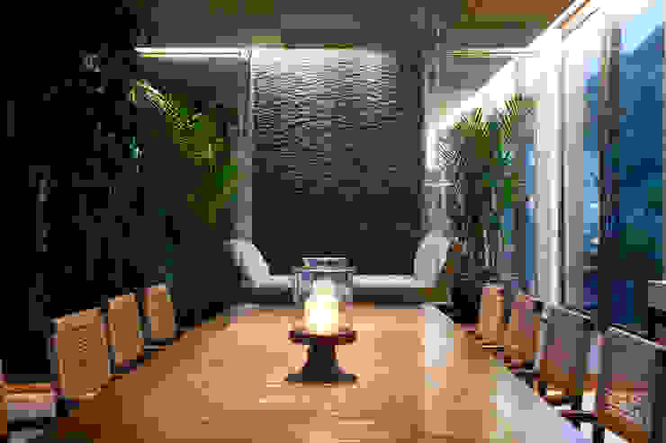 por Eduarda Corrêa Arquitetura & Interiores