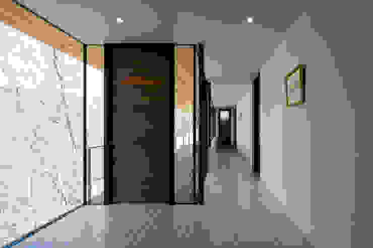 <House in Yatsugatake> 城戸崎建築研究室 / KIDOSAKI ARCHITECTS STUDIO Casas modernas