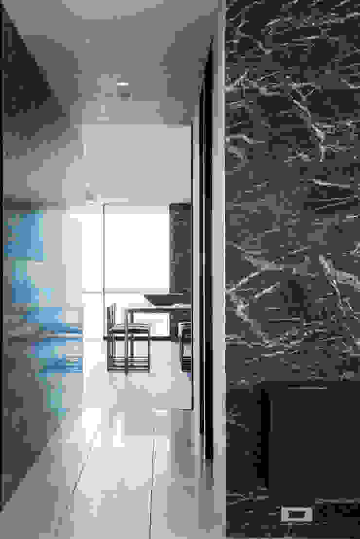 <House in Yatsugatake> 城戸崎建築研究室 / KIDOSAKI ARCHITECTS STUDIO Casas modernas